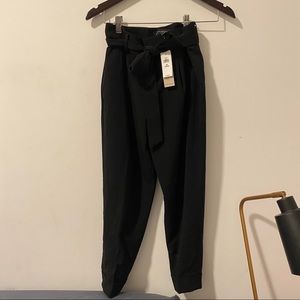 💕SOLD💕NWT Banana Republic Black Paper Bag Pants
